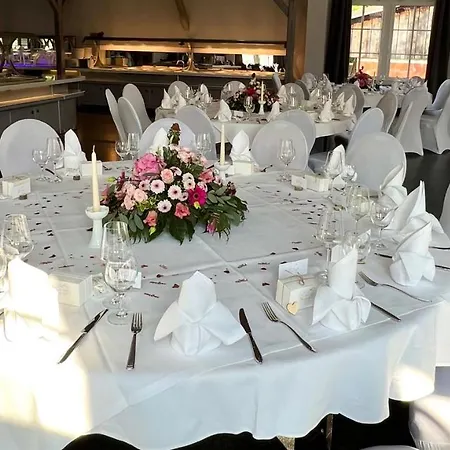 Zur Kaiserpfalz 3* Wohlmirstedt