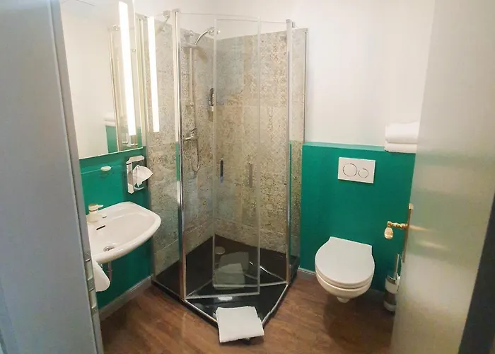 Hotel Zur Kaiserpfalz Wohlmirstedt